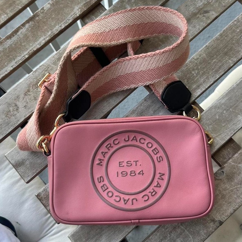 Marc Jacobs Pink Snapshot Crossbody Bag with strap